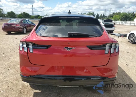 2021 Ford Mustang Mach-E Premium z USA, uszkodzony, nr VIN 3FMTK3SU6MMA51204